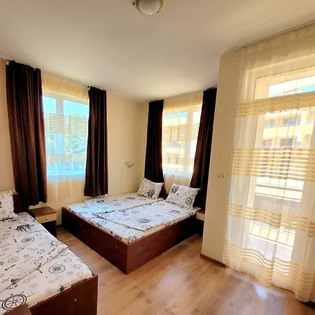 Iceberg Ξενοδοχείο Ράβντα