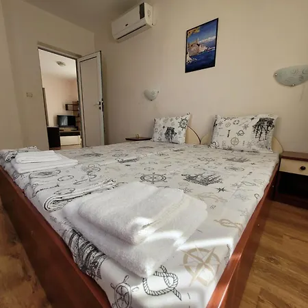 Iceberg Hotel Rawda